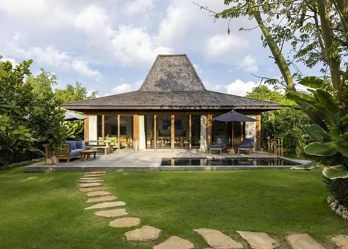 Villa Alam 2 Spacious Yard Private Pool